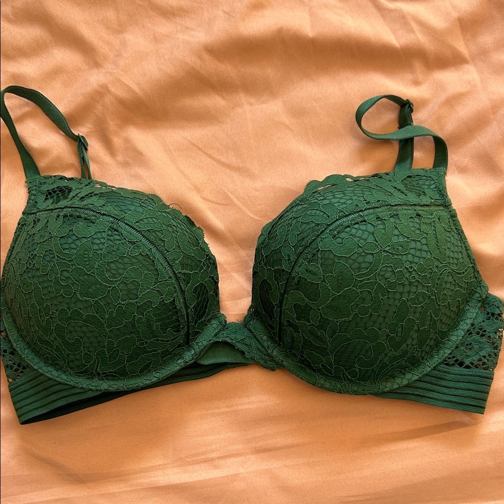 Victoria's Secret Deep Green Lace Push-up Bra